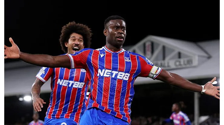 Marc Guehi, jogador do Crystal Palace, gostara de defender o Liverpool (Foto: Ryan Pierse/Getty Images)