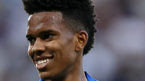 Chelsea quer repetir sucesso de Estêvão com Souza, do Santos. (Foto: Eddie Keogh/Getty Images)