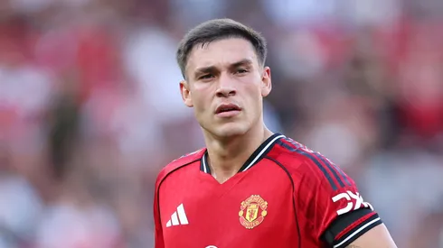 Manchester United barra saída de Manuel Ugarte para o Galatasaray em janeiro. (Photo by Michael Regan/Getty Images)