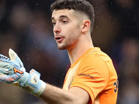 Espanyol x Barcelona: Joan García empurra zagueiro para evitar gol