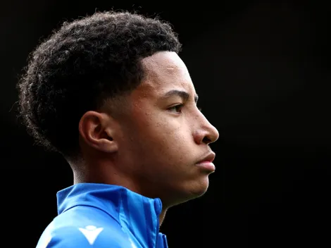 Liverpool tenta a contratação de Yisa Alao, do Sheffield Wednesday