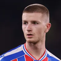 Liverpool avança pela contratação de Adam Wharton do Crystal Palace