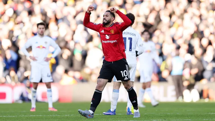 Matheus Cunha comemorando o gol marcado no jogo entre Leeds e Manchester United