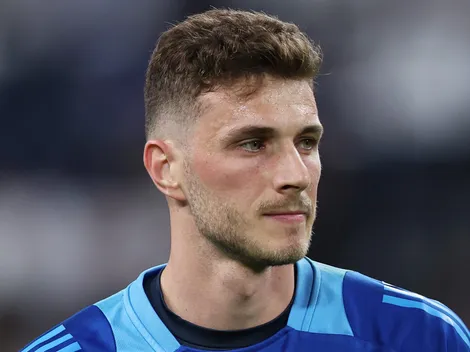 Bento, do Al-Nassr, acerta base salariais com o Grêmio