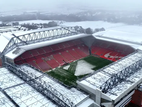 Inglaterra adia partidas após gramados de campos de futebol ficarem congelados