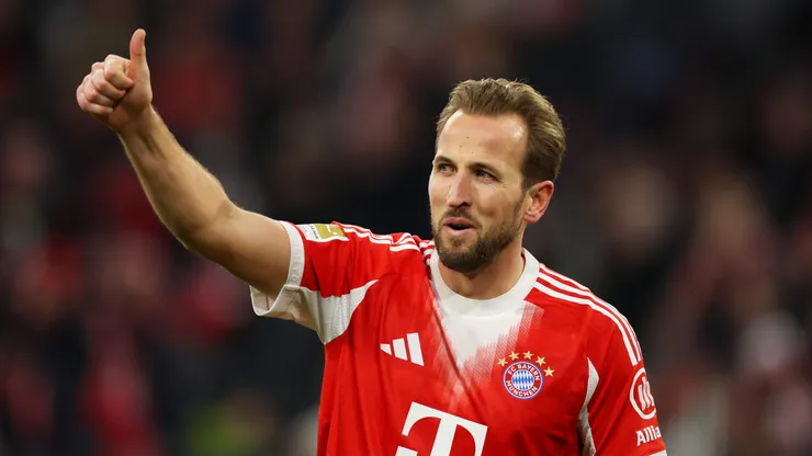 MUNICH, GERMANY - DECEMBER 14: Harry Kane of FC Bayern Munich reacts during the Bundesliga match between FC Bayern München and 1. FSV Mainz 05 at Allianz Arena on December 14, 2025 in Munich, Germany. (Photo by Alexander Hassenstein/Getty Images)