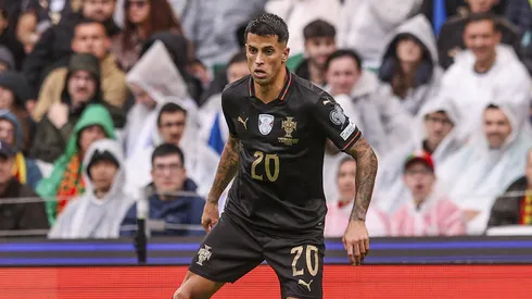 João Cancelo em partida por Portugal. (Photo by Carlos Rodrigues/Getty Images)