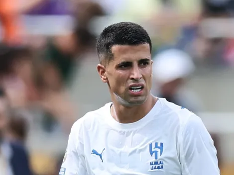 Inter monitora Dodô após João Cancelo assinar com o Barcelona