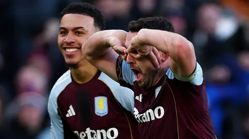 O escocês McGinn marcou duas vezes na vitória do Aston Villa sobre o Forest