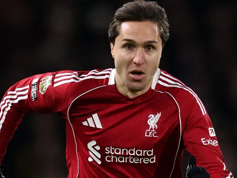 Chiesa recusa retorno a Juventus para permanecer no Liverpool