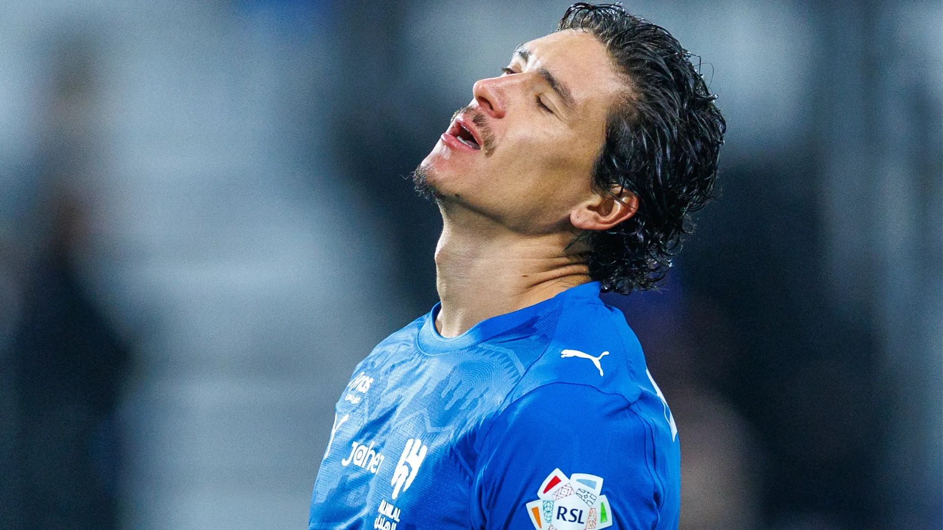 Darwin Nunez após chance perdida pelo Al-Hilal – Photo by Abdullah Ahmed/Getty Images