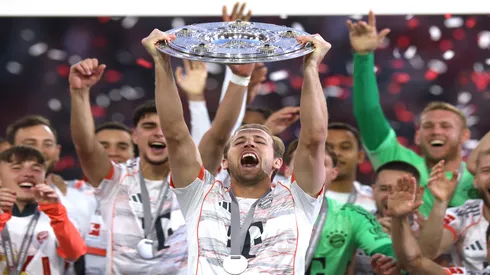 Jogadores do Bayern de Munique comemoram título da Bundesliga - Alexander Hassenstein/Getty Images