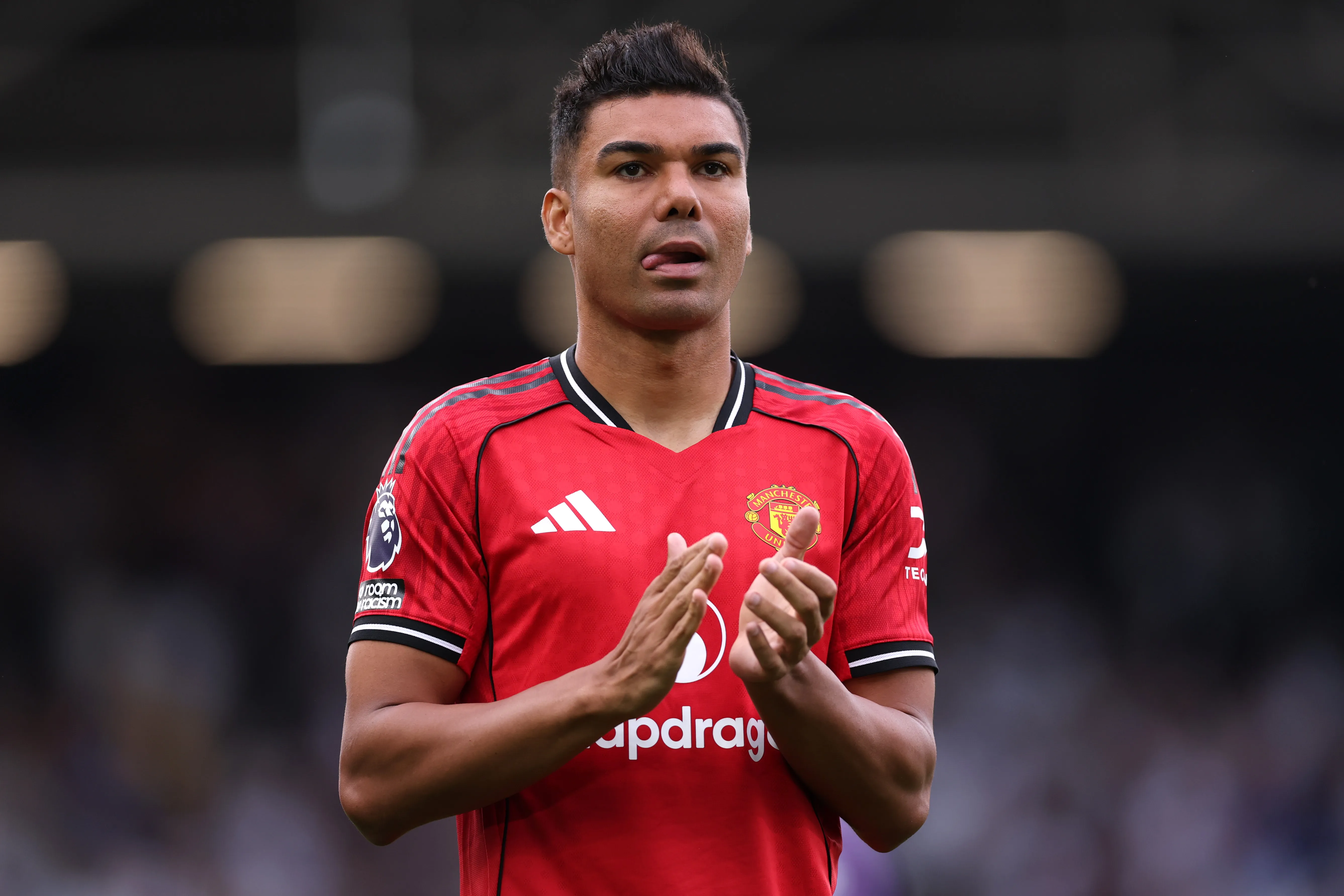 Casemiro anunciou que deixará o Manchester United ao final da temporada, e agora, terá caminho livre para definnir futuro. Ele já foi ligado ao Palmeiras, times da MLS e Arábia (Foto: Justin Setterfield/Getty Images)