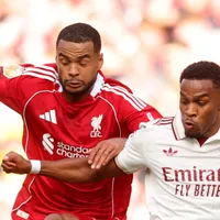 Arsenal e Liverpool se enfrentam na Premier League às 17h (horário de Brasília)