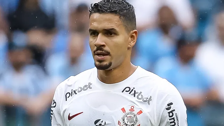 Lucas Veríssimo em campo nos tempos de Corinthians. Foto: Pedro H. Tesch/Getty Images