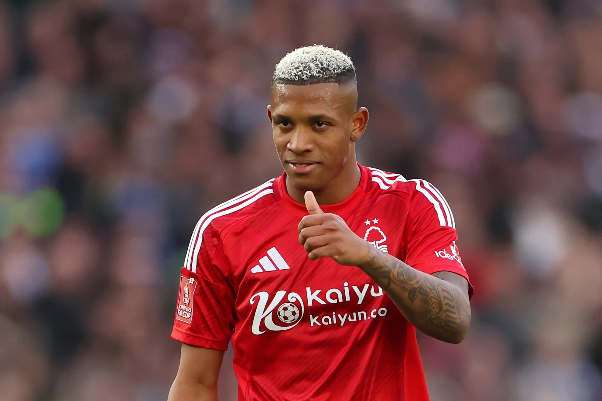 Danilo atuou pelo Forest (Foto: Alex Pantling/Getty Images)