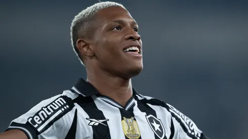 Danilo em campo pelo Botafogo. Foto: Jorge Rodrigues/AGIF
