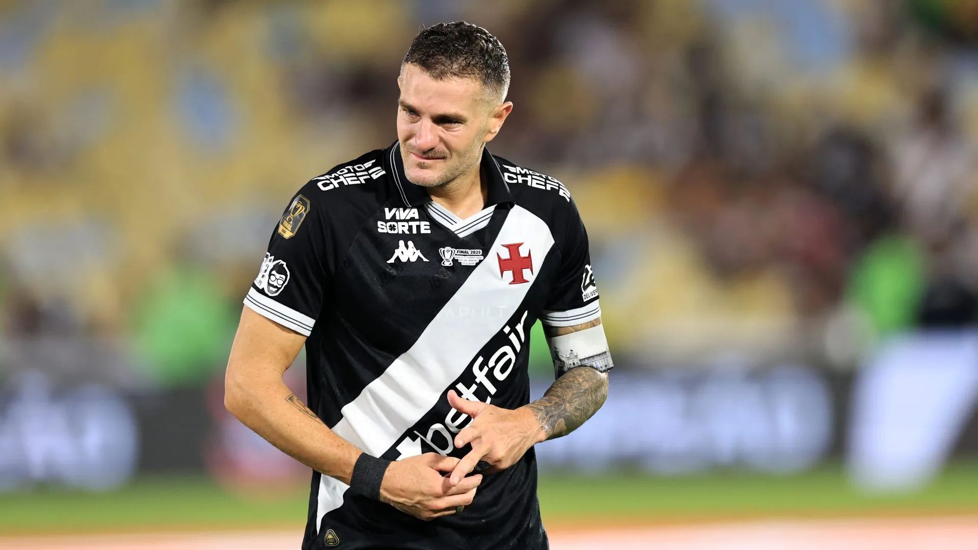 O centroavante Vegetti em jogo do Vasco