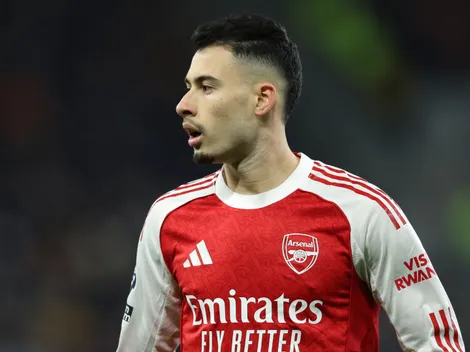 Arne Slot compreende e reprova Martinelli por empurrão em Bradley