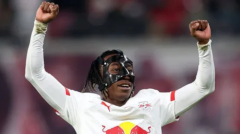 Yan Diomande, do RB Leipzig, é um jogador que interessa muito ao Manchester United. Ele deve custar caro (Foto: Maja Hitij/Getty Images)