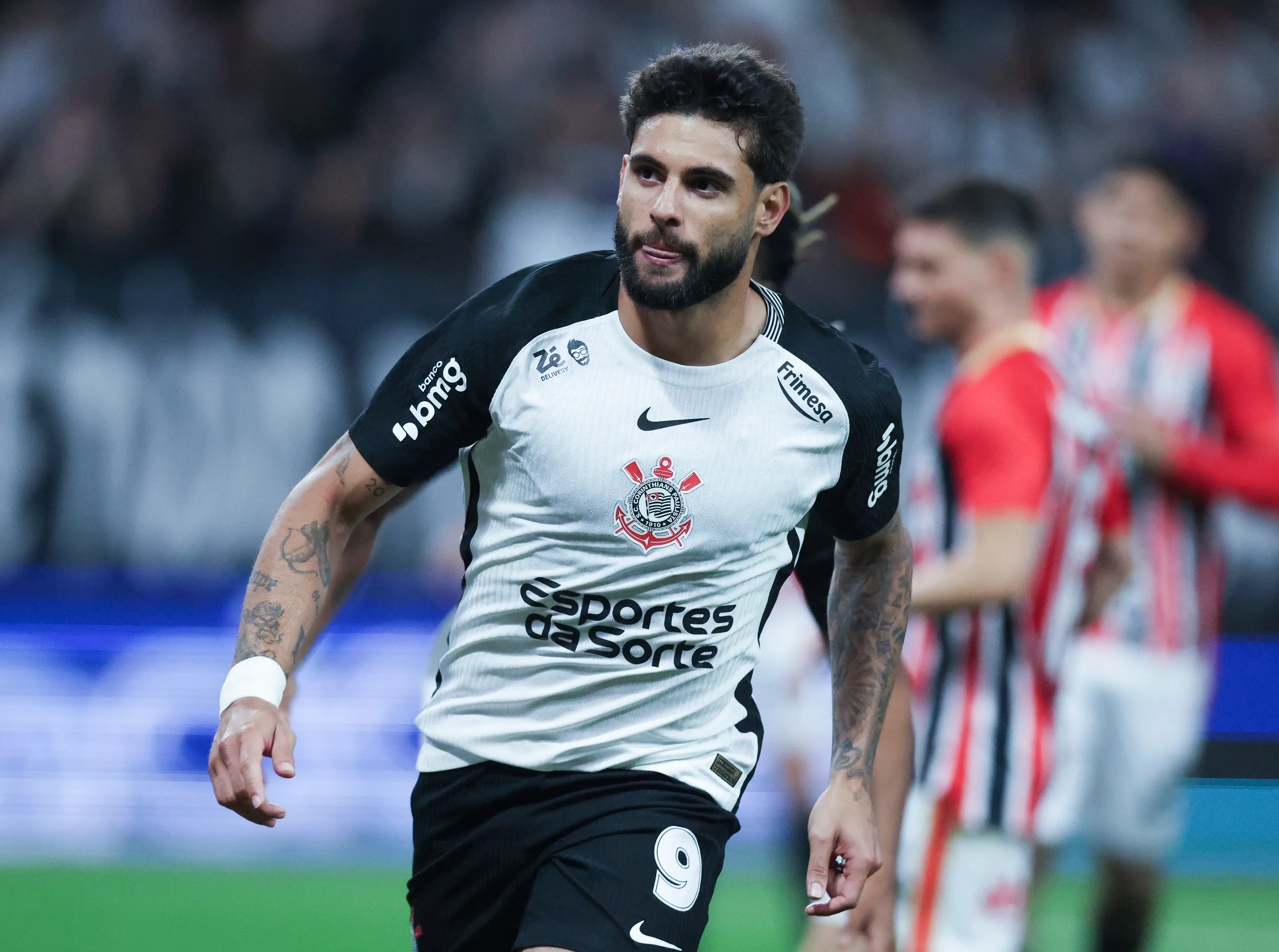 Yuri Alberto pode ser vendido (Foto: Alexandre Schneider/Getty Images)