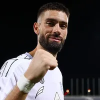 Yannick Carrasco pode deixar o Al-Shabab e entra na mira da Juve