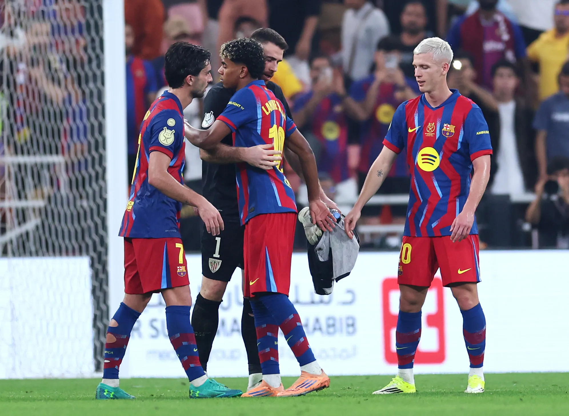 Yamal jogará contra o Real Madrid no domingo. Foto: Yasser Bakhsh/Getty Images