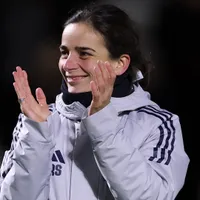 Arsenal confirma renovação de Renée Sleger