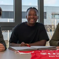 Bayern confirma contratação de Bernadette Amani