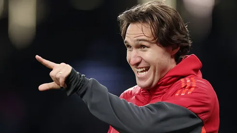 Chiesa pode deixar o Liverpool em definitivo e não por empréstimo. Clube definiu valor (Foto: Alex Pantling/Getty Images)
