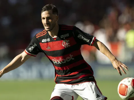 Viña explica saída do Flamengo para jogar no River Plate
