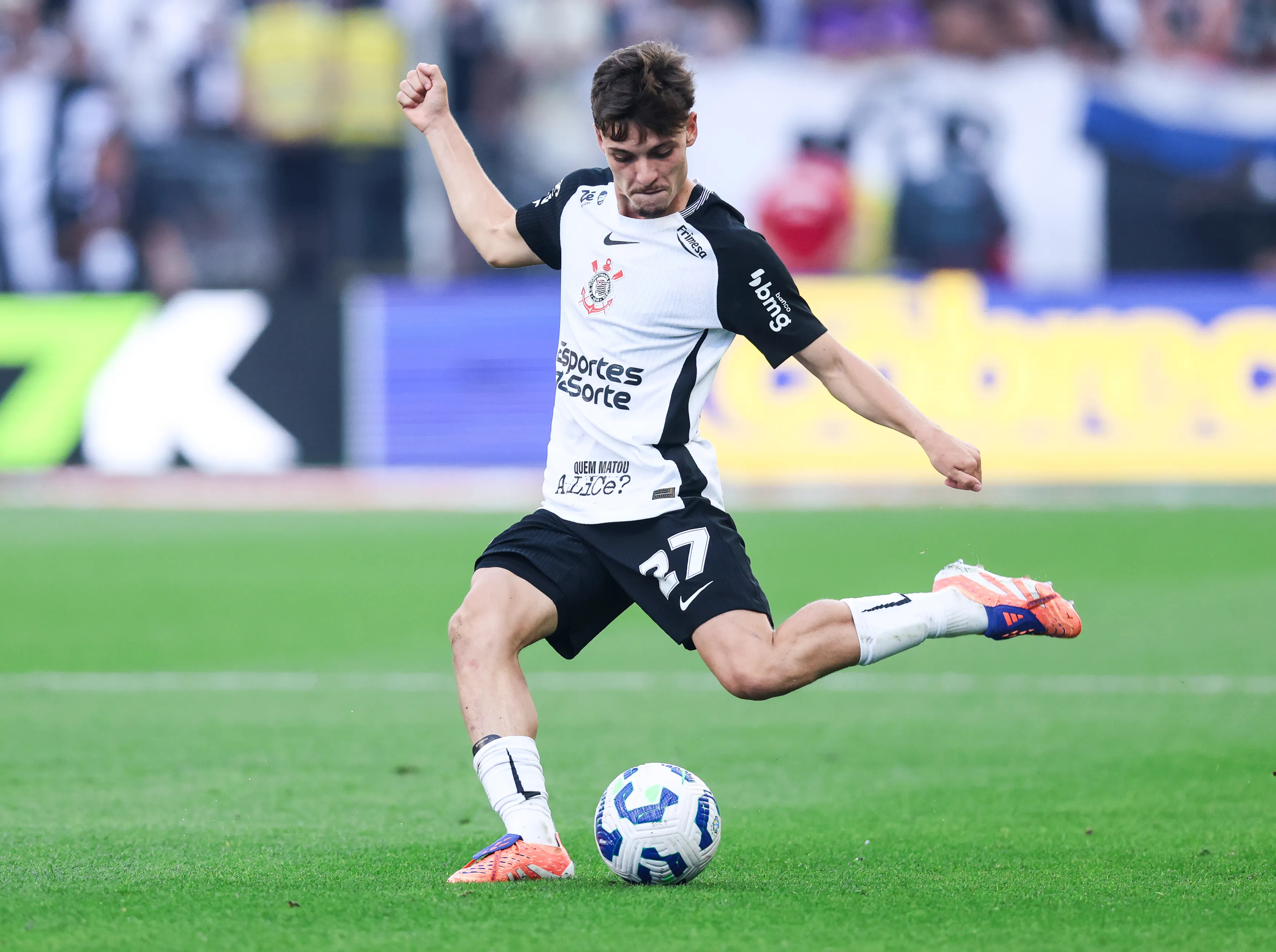 Bidon pode sair do Timão (Foto: Alexandre Schneider/Getty Images)