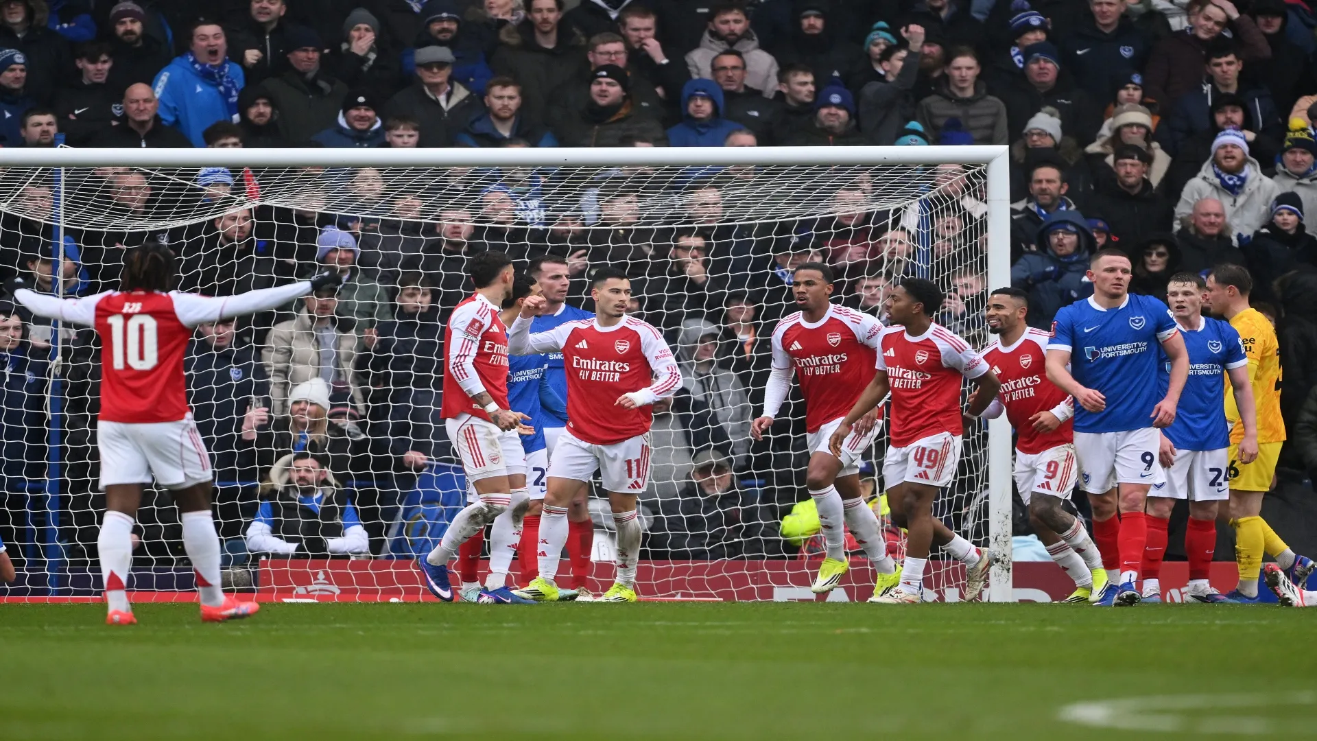 Brasileiros dão show em vitória do Arsenal – Mike Hewitt/Getty Images