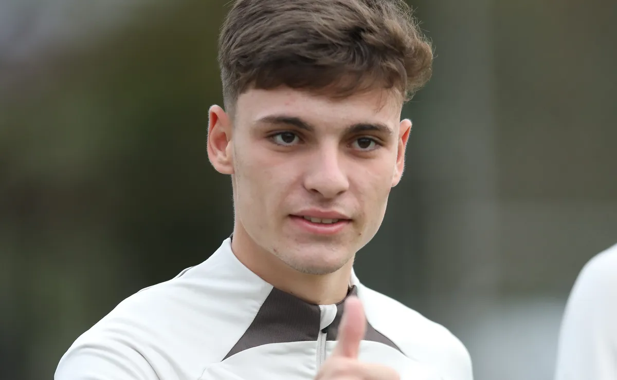 Arsenal mira Breno Bidon em negociações com o Corinthians; acordo pode mexer no mercado brasileiro