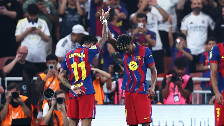 Barcelona x Real Madrid: Raphinha abre o placar após perder gol incrível. (Photo by Yasser Bakhsh/Getty Images)