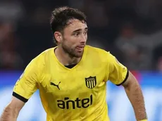 Defensor Pedro Milans, ex-Peñarol, fecha por 4 anos com Corinthians