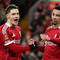 Liverpool toma susto mas vence o Barnsley