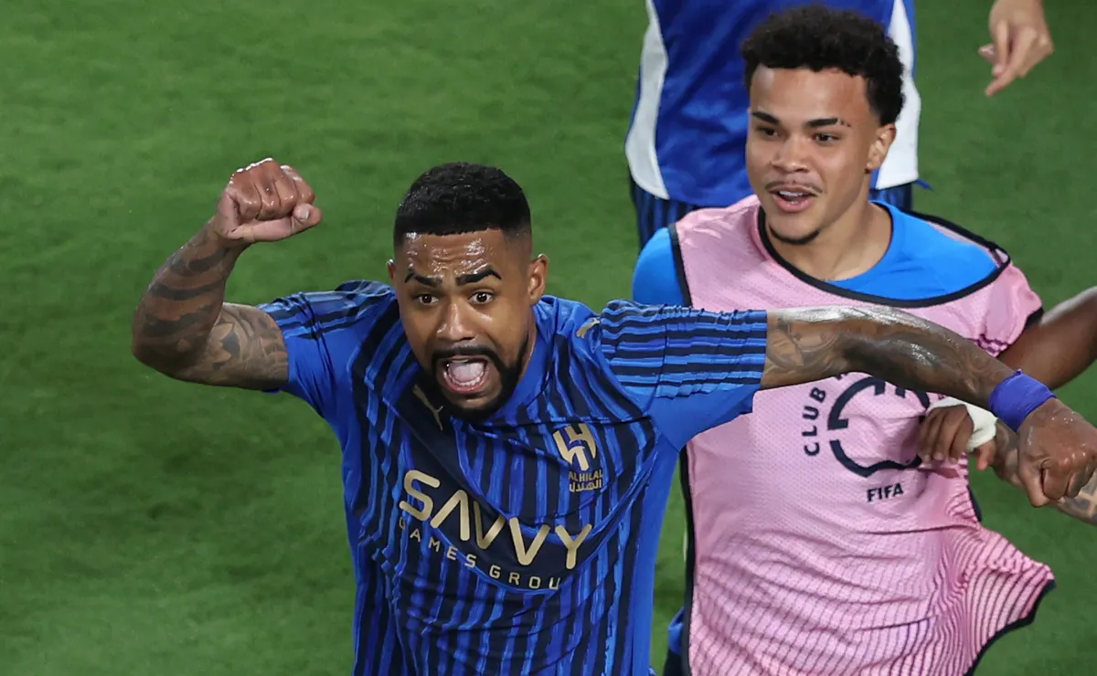 Al-Hilal e Corinthians em impasse: Kaio César pode mudar de ares na janela de transferências