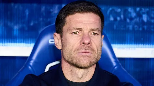 Página BayernSpace informou que a sensação interna é que a preferência pessoal de Xabi se inclina pela preferência ao Liverpool se for comandar um time (Foto: .Juan Manuel Serrano Arce/Getty Images)