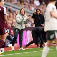 Sonia Bompastor, técnica do Chelsea analisa volta de Lauren James