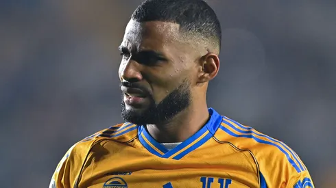 Joaquim em campo pelo Tigres (Foto: Azael Rodriguez/Getty Images)