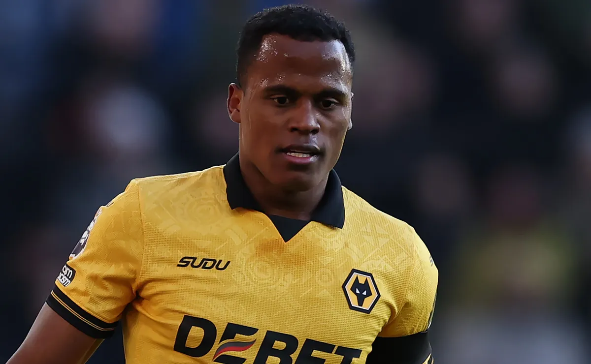Wolverhampton trava negociação com Palmeiras e só avalia venda de Jhon Arias após Premier League