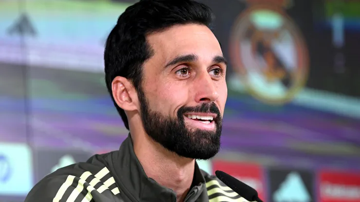 Arbeloa durante uma entrevista coletiva pelo Real Madrid. Foto: Denis Doyle/Getty Images