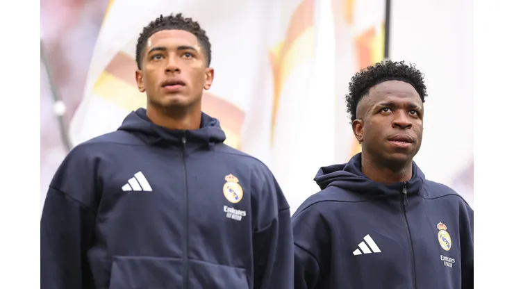 Bellingham e Vini Jr estavam entre jogadores que não compraram trabalho de Xabi Alonso (Photo by Michael Reaves/Getty Images)