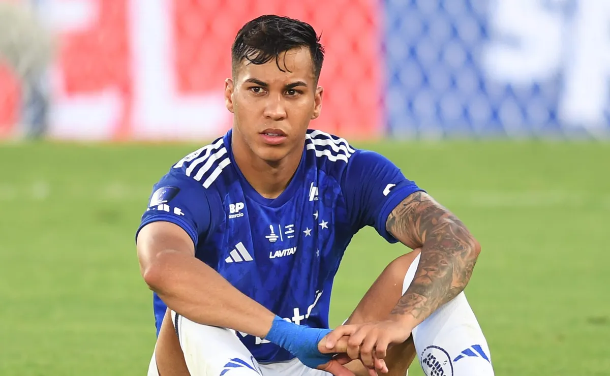 West Ham pode oficializar Kaio Jorge se Flamengo confirmar a contratação de Paquetá