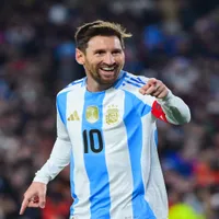 Presidente do Al-Ittihad revela proposta bilionária para Messi com contrato vitalício