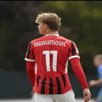 Filho de Ibrahimovic, Maximilian, que pertence ao Milan, é anunciado no Ajax