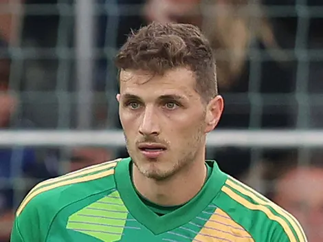 Genoa desiste de Bento e mira Karl Hei do Arsenal