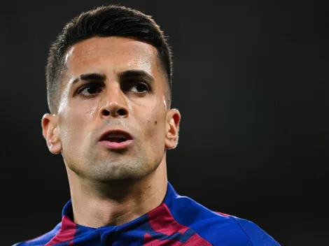 Barcelona joga hoje (15) contra o Racing e pode reestrear João Cancelo