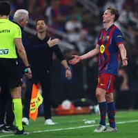 Barcelona tem De Jong suspenso e muda escalação contra o Racing